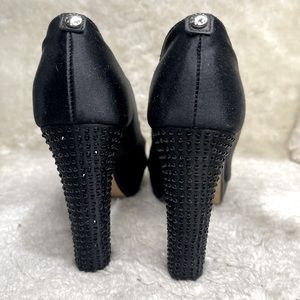 Size 7 black MICHAEL Michael Kors rhinestone chunky heel peep toe pumps